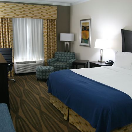 Holiday Inn Express & Suites Corpus Christi - North By Ihg Room photo